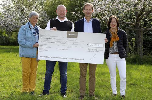 Nature | Biodiversité | Solidarité | Indosuez | Fondation | Luxembourg  | Olivier Chatain | Sandra Simon | chèque